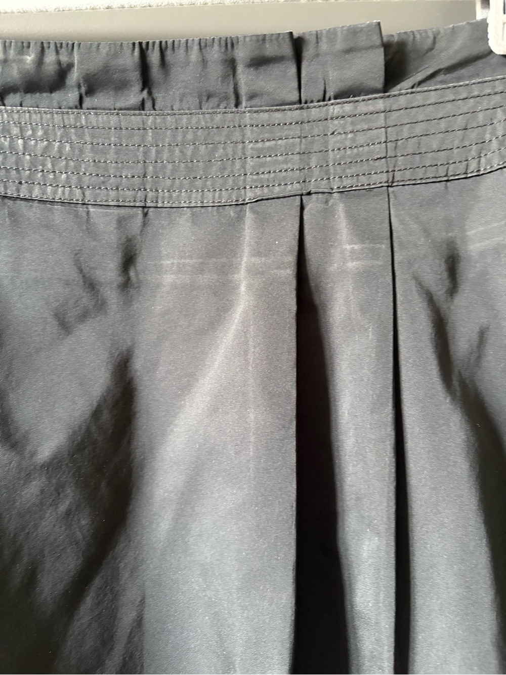 Peserico Black A-Line Satin Bubble Skirt - Picture 5 of 10